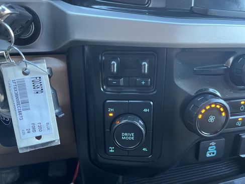 Certified 2024 Ford F350 XLT w/ Snow Plow/Camper Package image 23