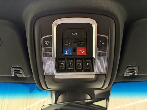 Used 2021 RAM 1500 Limited AWD/4WD image 33