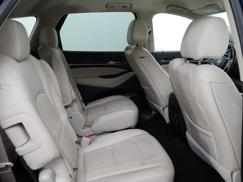 Used 2022 Buick Enclave Premium w/ Surround and Sites Package AWD/4WD image 13