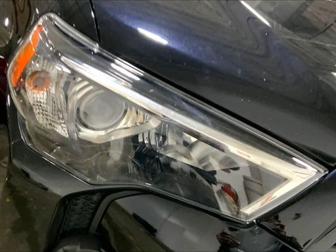 Used 2016 Toyota 4Runner SR5 image 28