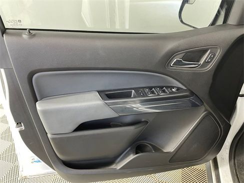 Certified 2015 Chevrolet Colorado Z71 image 11