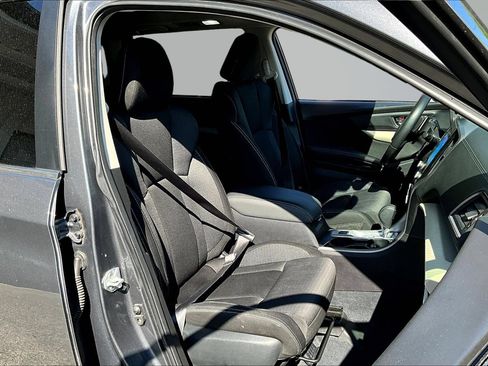 Used 2021 Subaru Ascent Premium w/ Convenience Package AWD/4WD image 30