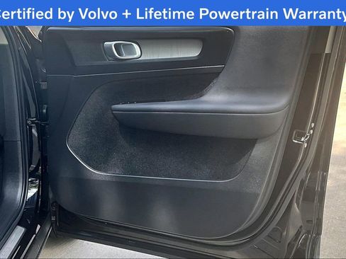 Certified 2026 Volvo XC40 B5 Plus AWD/4WD image 26