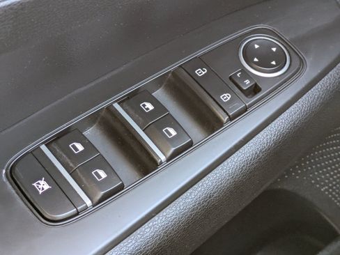 Certified 2023 Kia Forte LXS w/ LXS Technology Package FWD image 16