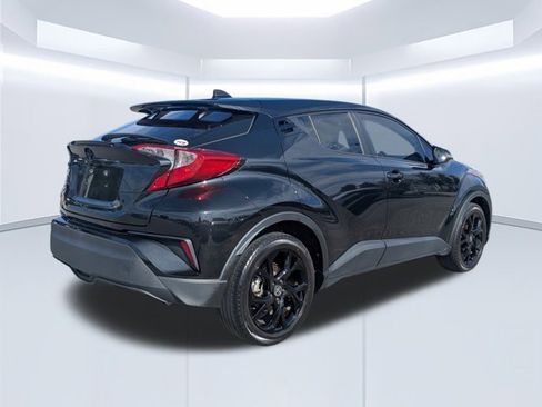 Used 2022 Toyota C-HR Nightshade image 3
