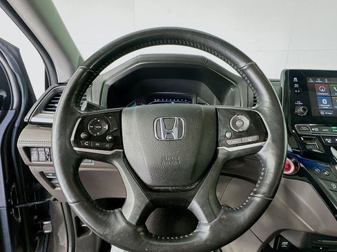 Used 2019 Honda Odyssey Elite image 11
