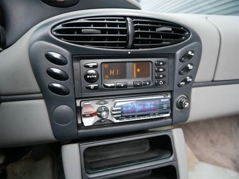 Used 1998 Porsche Boxster image 14