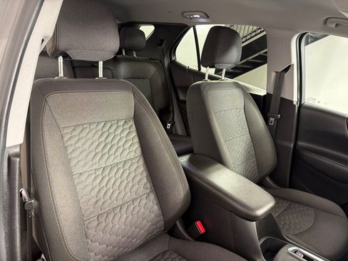 Used 2019 Chevrolet Equinox LT w/ Driver Convenience Package FWD image 25