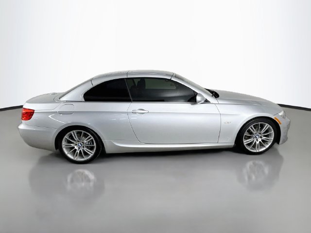Used 2011 BMW 328i Convertible RWD image 8