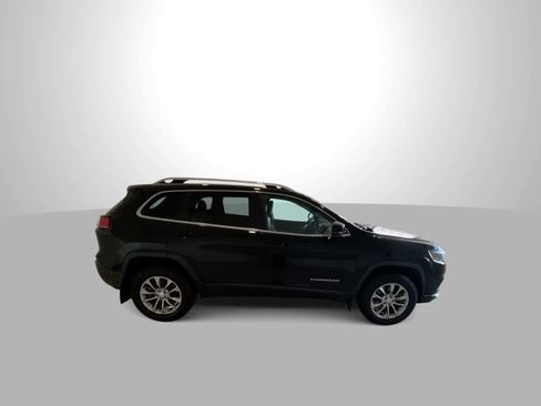 Used 2019 Jeep Cherokee Latitude Plus AWD/4WD image 9