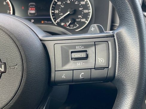 Used 2023 Nissan Rogue S image 16