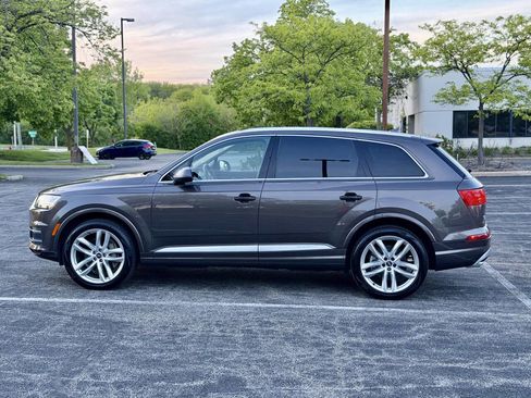 Used 2017 Audi Q7 3.0T Prestige AWD/4WD image 5