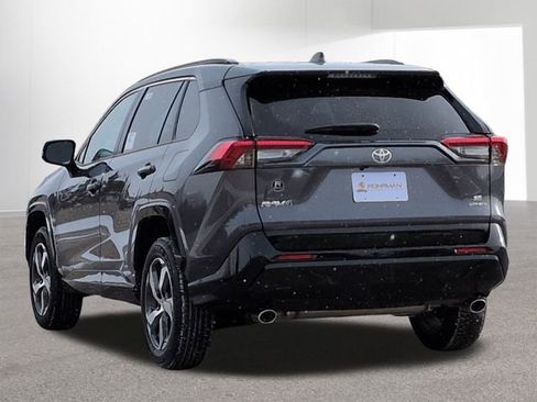 New 2025 Toyota RAV4 SE image 8