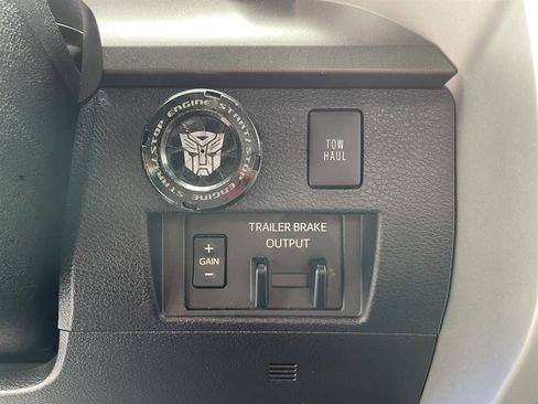 Used 2021 Toyota Tundra SR5 w/ TRD Off-Road Package image 34