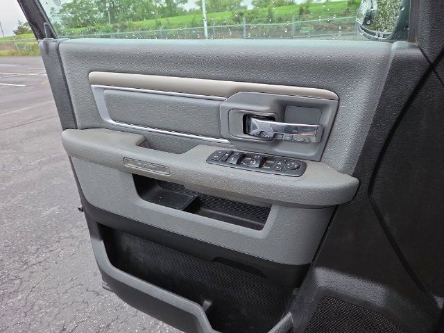 Used 2018 RAM 1500 Big Horn AWD/4WD image 26