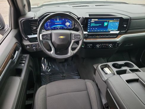 Used 2025 Chevrolet Silverado 1500 LT image 19