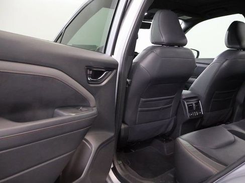 Used 2025 Subaru Forester Touring image 28