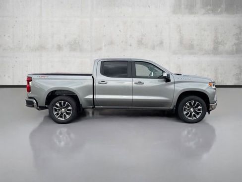 New 2026 Chevrolet Silverado 1500 LT w/ Z71 Off-Road Package image 3