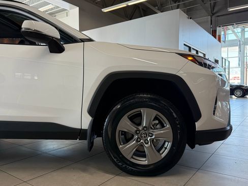 Used 2025 Toyota RAV4 XLE image 14