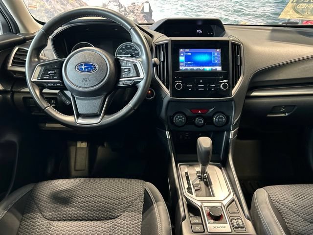 Used 2023 Subaru Forester Premium AWD/4WD image 3