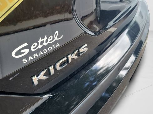 Used 2023 Nissan Kicks S FWD image 11