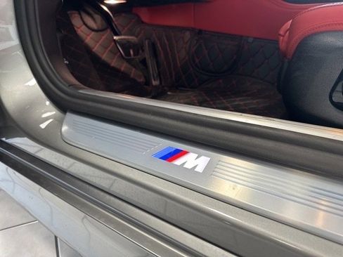 Used 2022 BMW 750i xDrive w/ Executive Package image 5