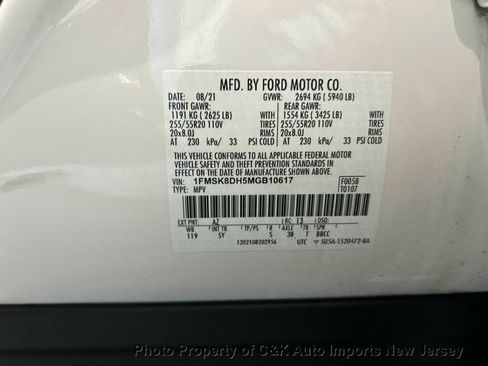 Used 2021 Ford Explorer XLT w/ Equipment Group 202A AWD/4WD image 47