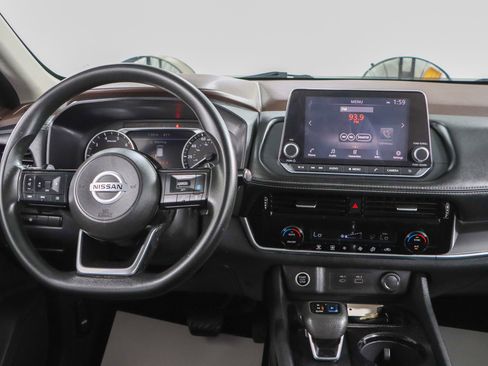 Used 2021 Nissan Rogue SV AWD/4WD image 17