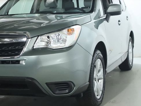 Used 2016 Subaru Forester 2.5i Premium w/ All-Weather Package AWD/4WD image 4
