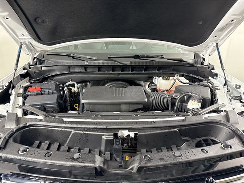 Used 2024 Chevrolet Tahoe Premier w/ Premium Package image 26