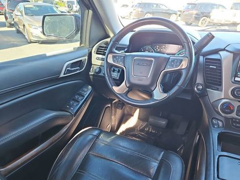 Used 2019 GMC Yukon XL Denali w/ Open Road Package image 9