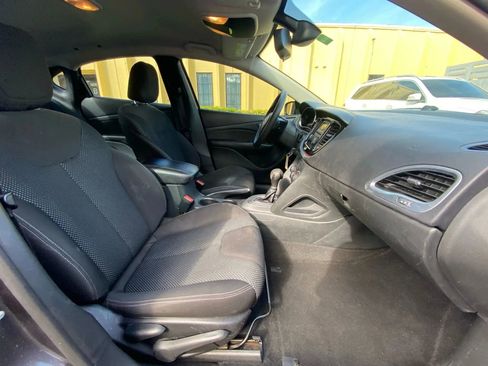 Used 2015 Dodge Dart SXT FWD image 29