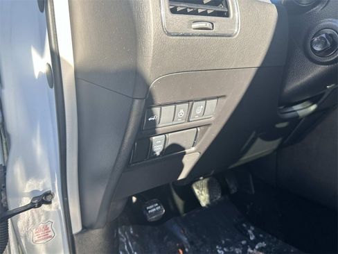 Used 2024 INFINITI QX80 Luxe image 15