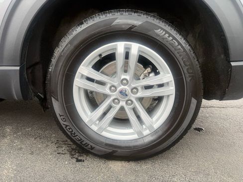 Certified 2024 Ford Explorer XLT AWD/4WD image 30