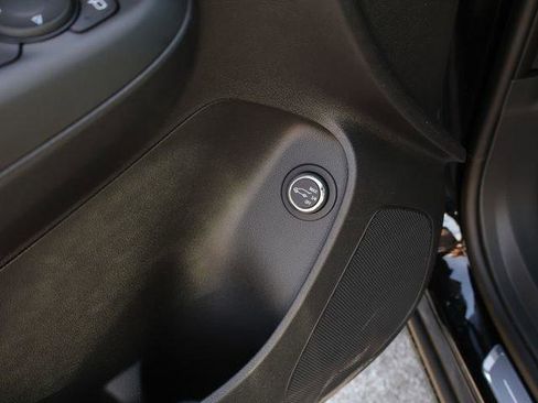 New 2026 Buick Envista Avenir FWD image 17
