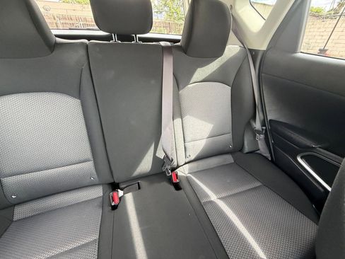 Used 2025 Kia Soul LX w/ LX Technology Package FWD image 35
