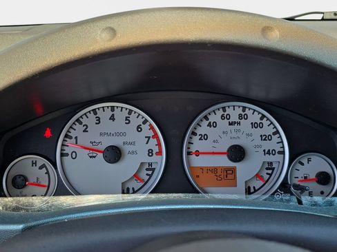 Used 2010 Nissan Frontier PRO-4X RWD image 21