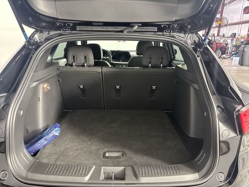 Used 2024 Chevrolet Trax RS w/ Driver Confidence Package FWD image 23