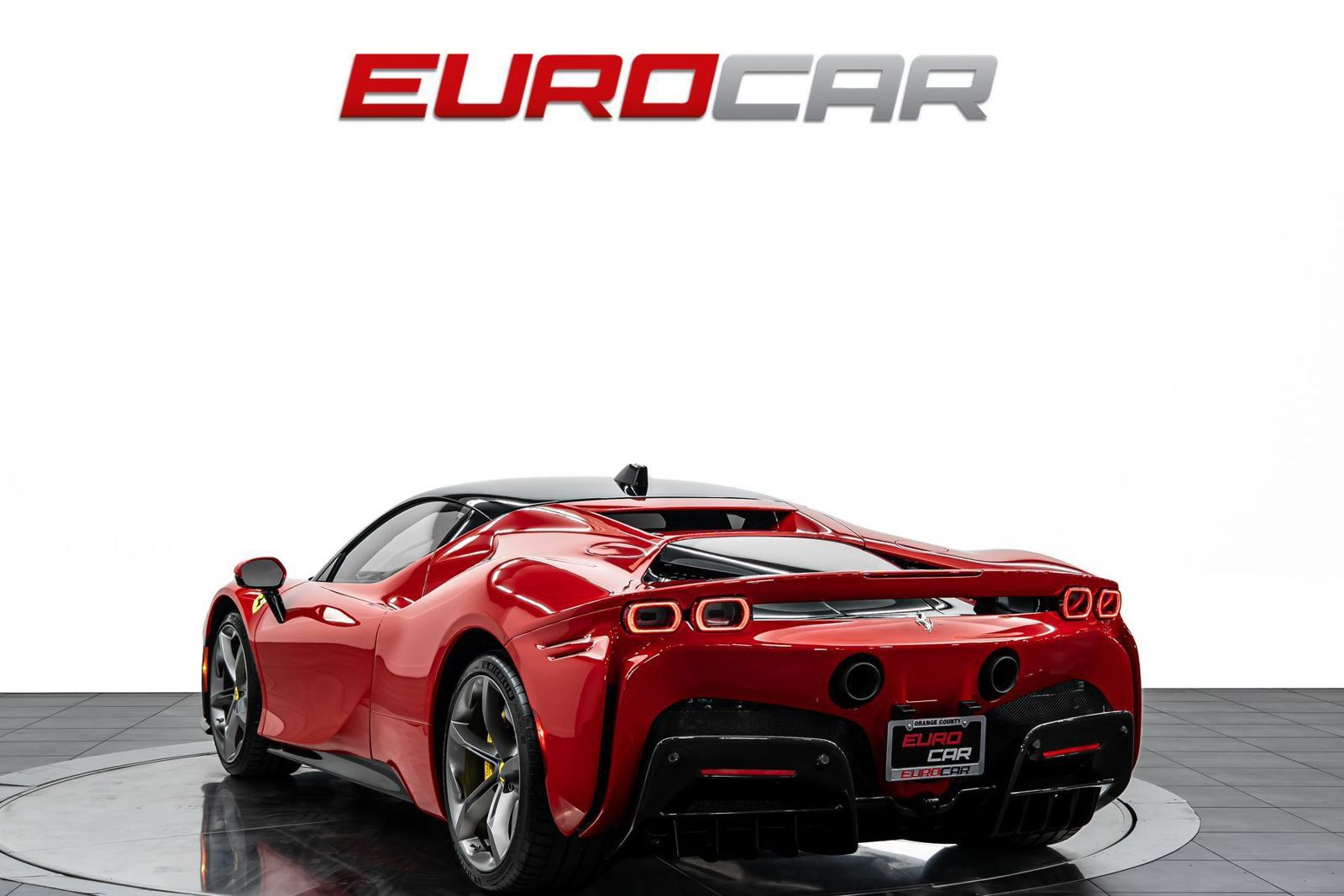Used 2021 Ferrari SF90 Stradale AWD/4WD image 3