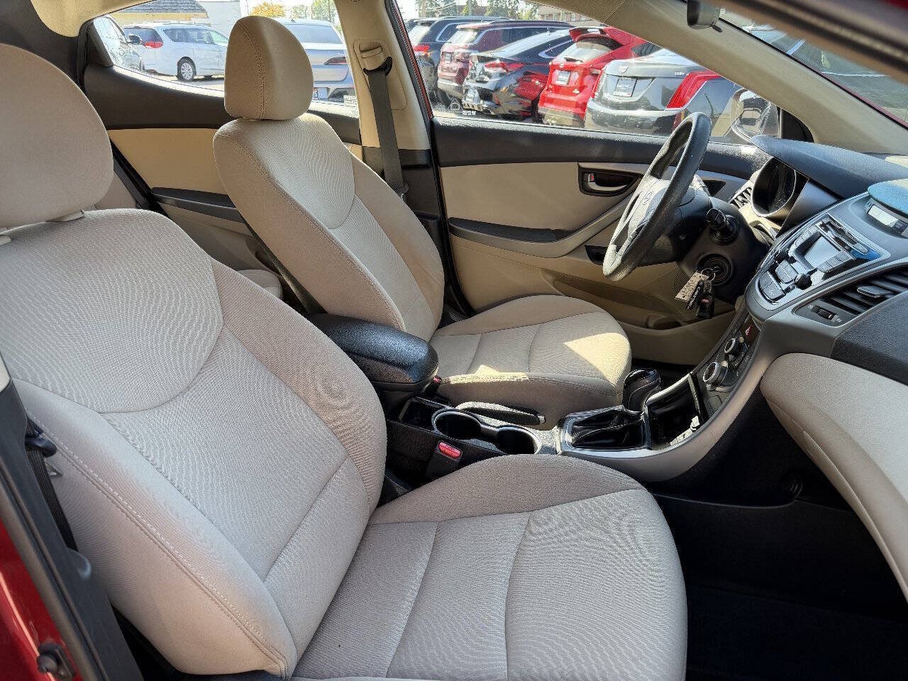 Used 2016 Hyundai Elantra SE FWD image 9