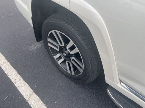 Used 2022 Toyota 4Runner Limited RWD image 7