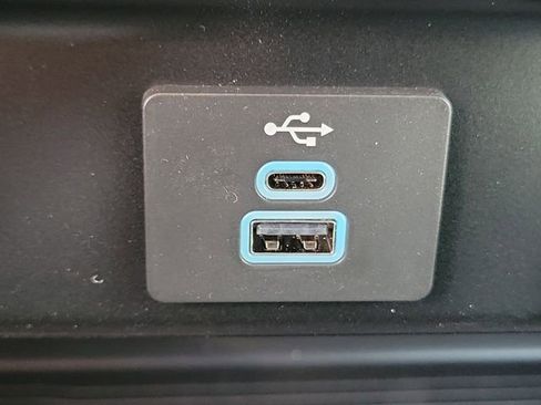 New 2026 Ford F250 XL w/ XL Chrome Package image 14