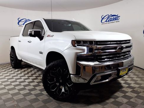 Used 2022 Chevrolet Silverado 1500 LTZ w/ LTZ Premium Texas Edition AWD/4WD image 1