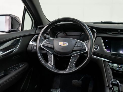 Certified 2022 Cadillac XT5 Premium Luxury image 13