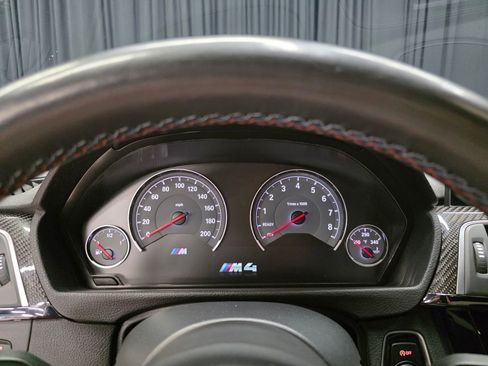 Used 2018 BMW M4 Coupe RWD image 24