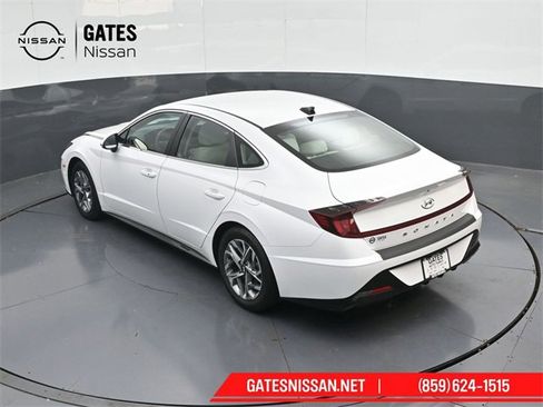 Used 2023 Hyundai Sonata SEL image 48