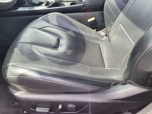 Used 2021 Hyundai Elantra Limited FWD image 19