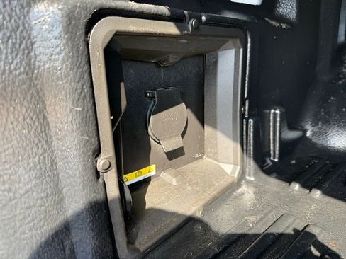 Used 2023 Ford F150 XLT w/ Equipment Group 302A High image 30