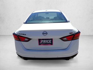 Used 2023 Nissan Altima 2.5 SR FWD video 3