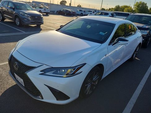 Used 2019 Lexus ES 350 F Sport w/ Accessory Package 2 FWD image 4